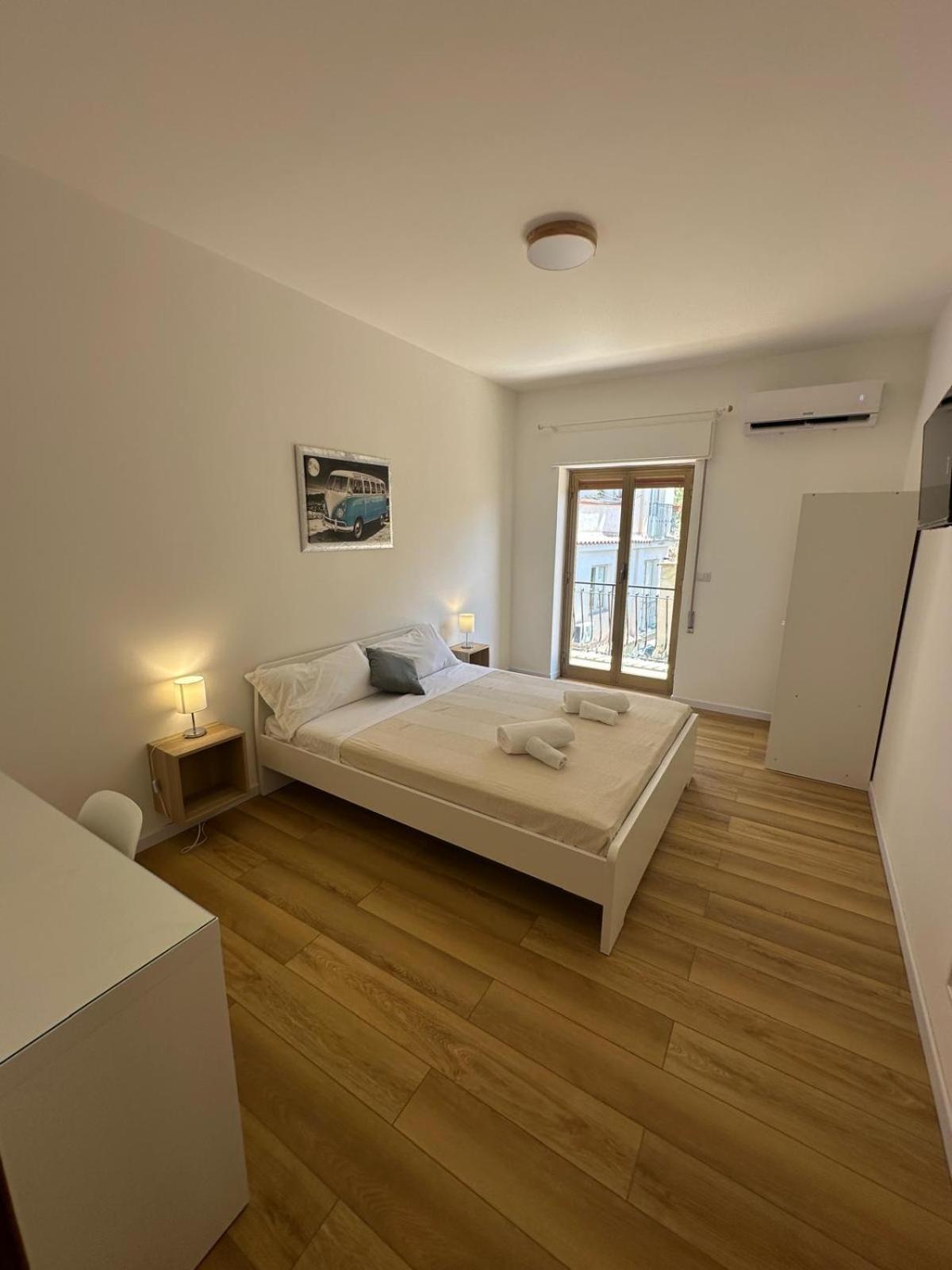 We Home Taormina Center With Parking Exterior foto